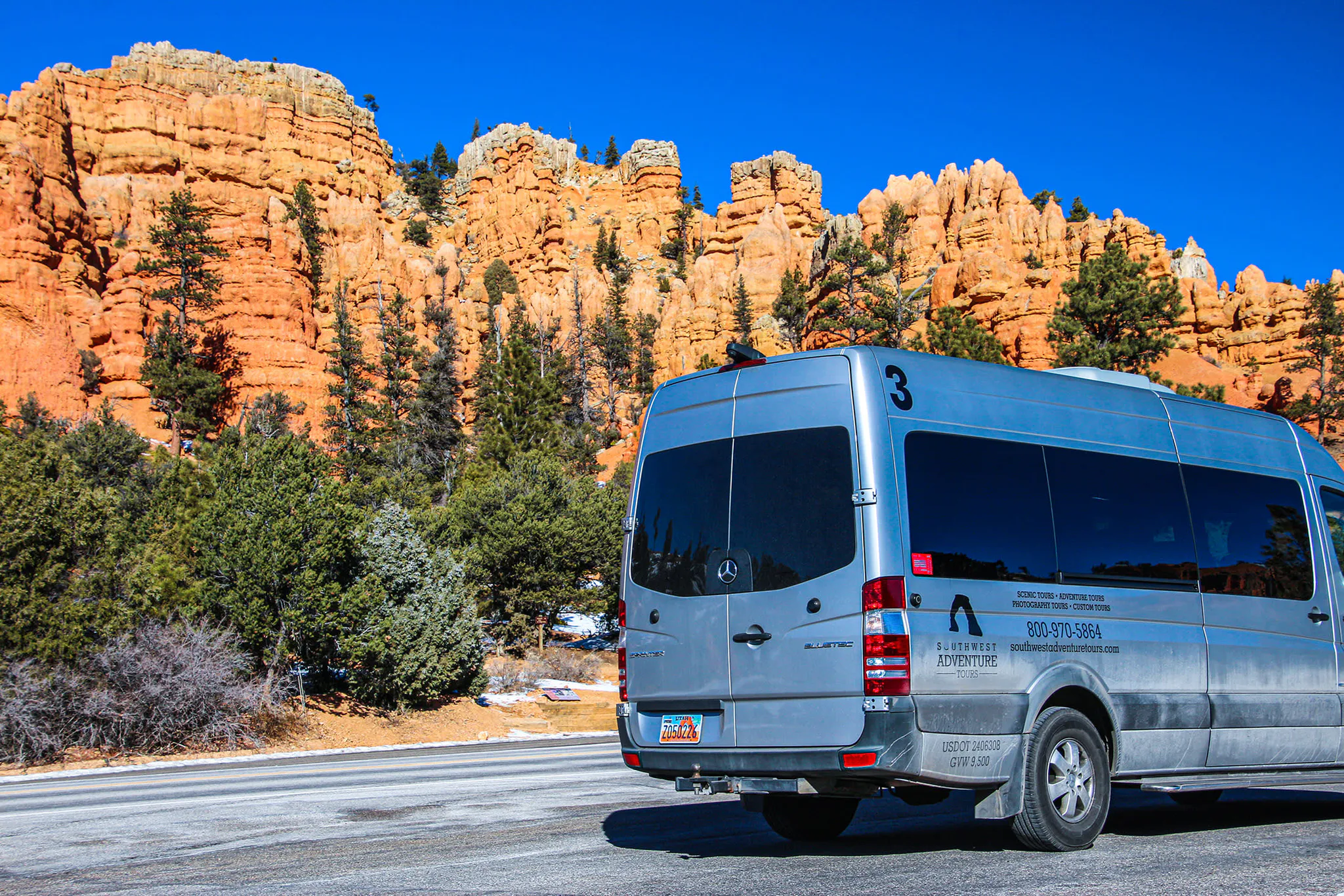Driving thru Red Canyon near Bryce Canyon