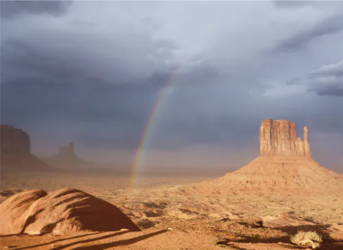 b-monument-valley-rainbow