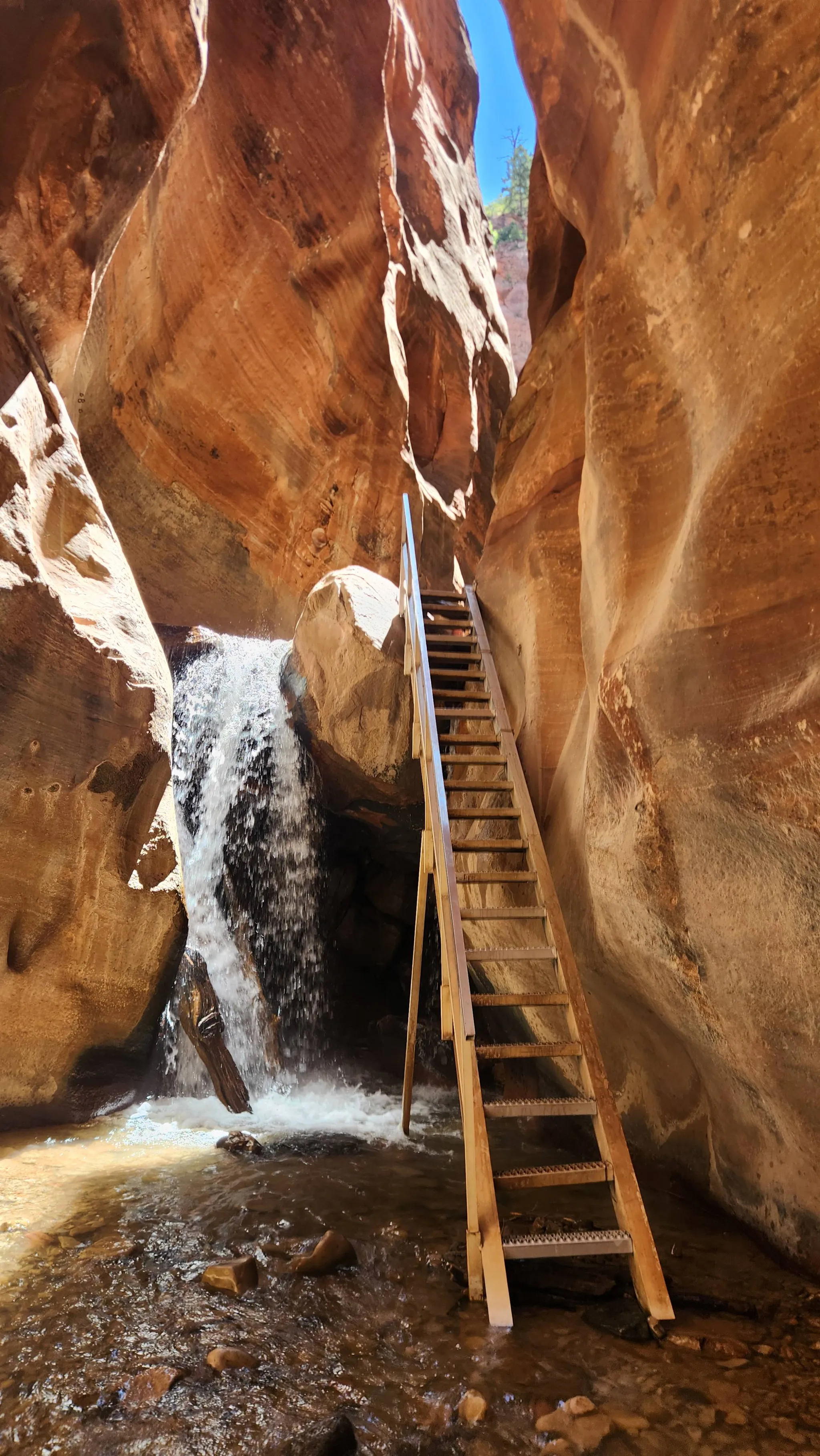 Kanarra Falls